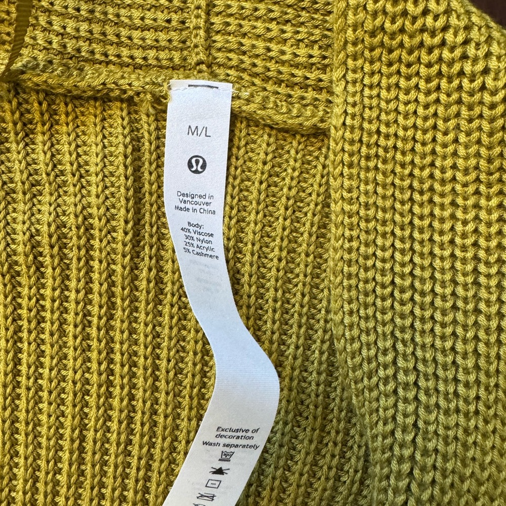 Lululemon Cashlu Sweater Wrap Women's - Picture 3 of 7